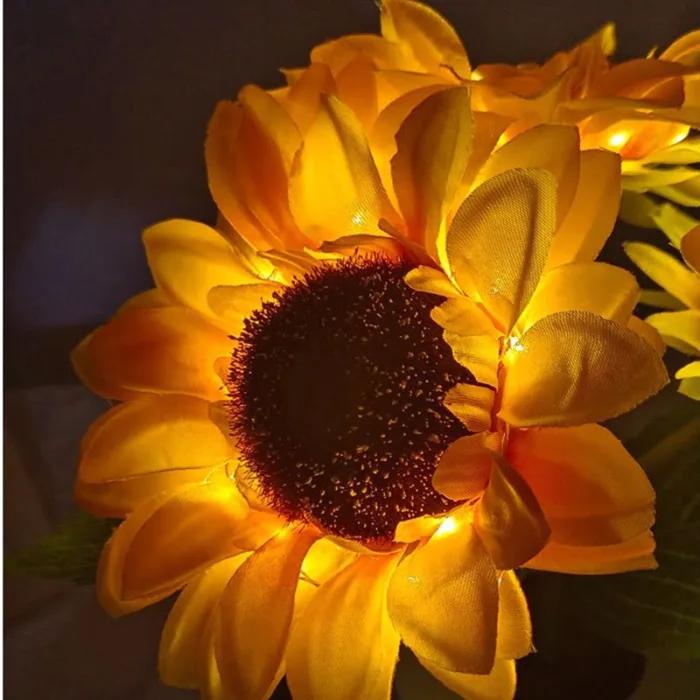 Rechargeable Sunflower Led Simulation Night Light Table Lamp Simulation Flowers Decorative Desk Lamp For Resturaunt Hotel Wedding Gift
